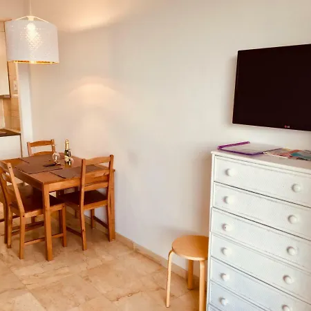 Fabulous Sea View Apartmán *